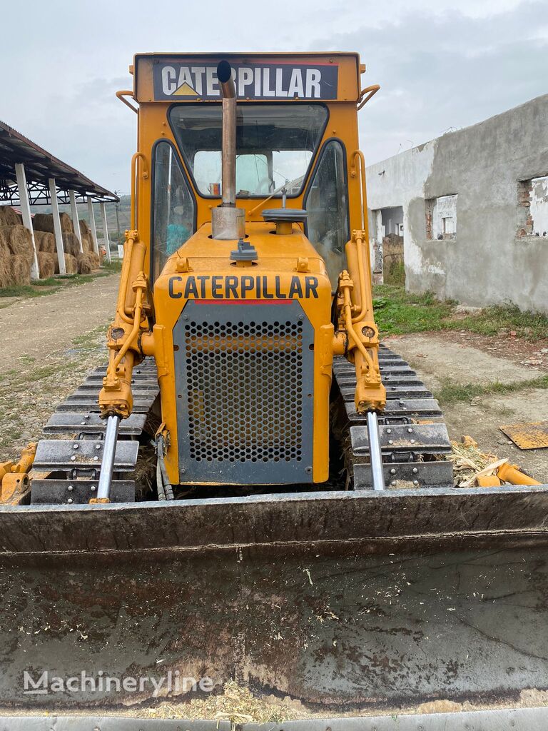 bulldozer Caterpillar D4E