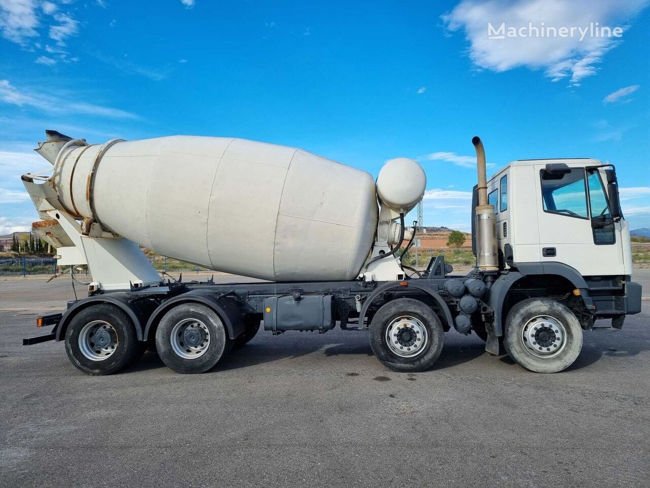 camion malaxeur IVECO EUROTRAKKER CURSOR