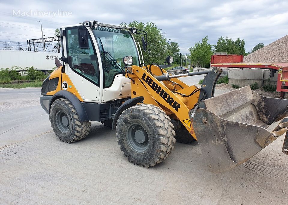 chargeuse sur pneus Liebherr