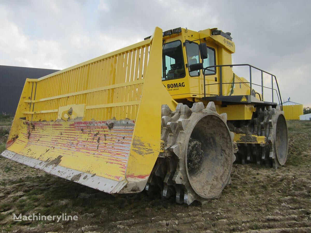 compacteur BOMAG BC 722 RB-2