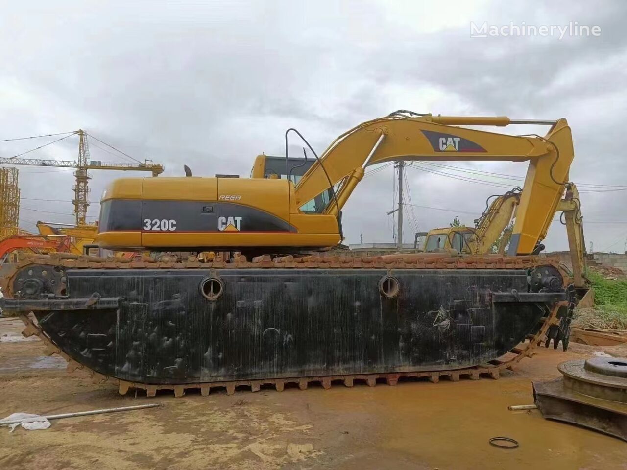 excavatrice amphibie Caterpillar CAT 320C Ship Excavator