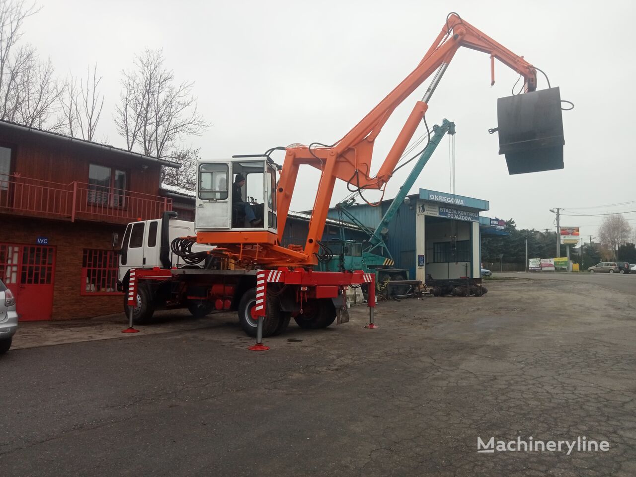 grue mobile Ford IVECO