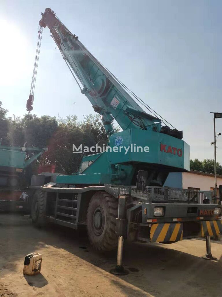 grue sur chenilles Kato 50t