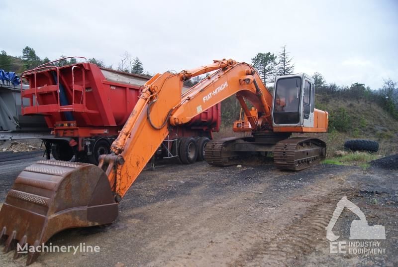 pelle sur chenilles Fiat-Hitachi FH 220