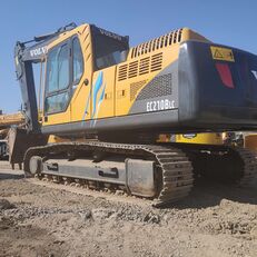 pelle sur chenilles Volvo EC 210B