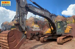 pelle sur chenilles Volvo EC250DL