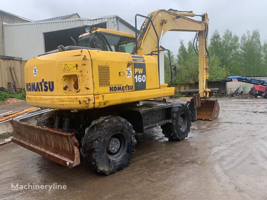 pelle sur pneus Komatsu PW160