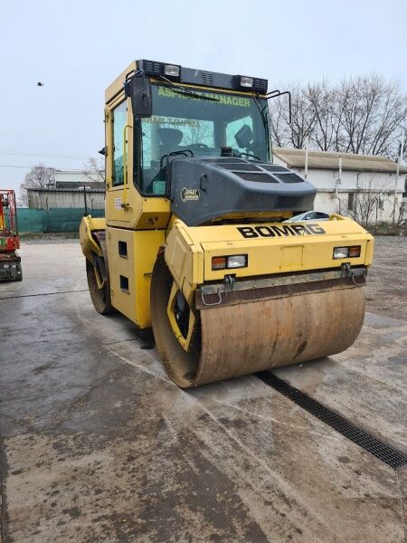 rouleau compresseur BOMAG BW174AD