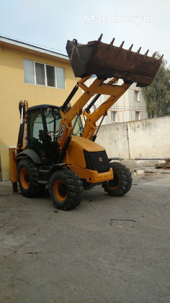 tractopelle JCB